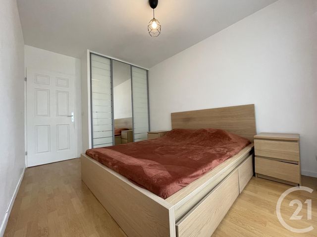 Appartement F3 à vendre - 3 pièces - 62.8 m2 - ELANCOURT - 78 - ILE-DE-FRANCE - Century 21 S.L.P. Immobilier
