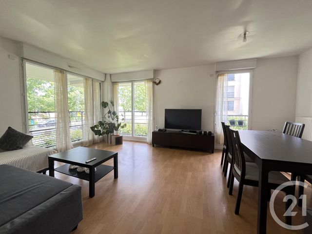 Appartement F3 à vendre - 3 pièces - 62.8 m2 - ELANCOURT - 78 - ILE-DE-FRANCE - Century 21 S.L.P. Immobilier