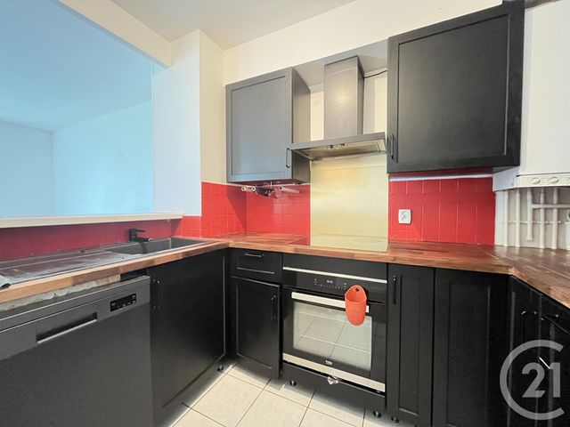 Appartement F3 à vendre - 3 pièces - 62.8 m2 - ELANCOURT - 78 - ILE-DE-FRANCE - Century 21 S.L.P. Immobilier
