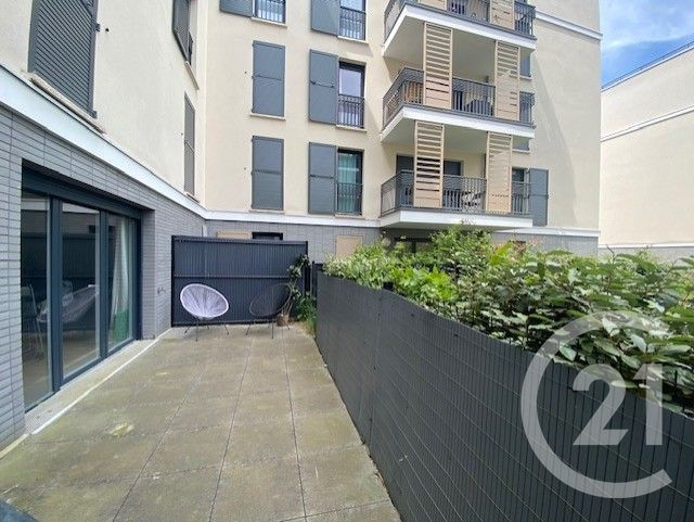 Appartement F1 à louer - 1 pièce - 31.93 m2 - MAUREPAS - 78 - ILE-DE-FRANCE - Century 21 S.L.P. Immobilier
