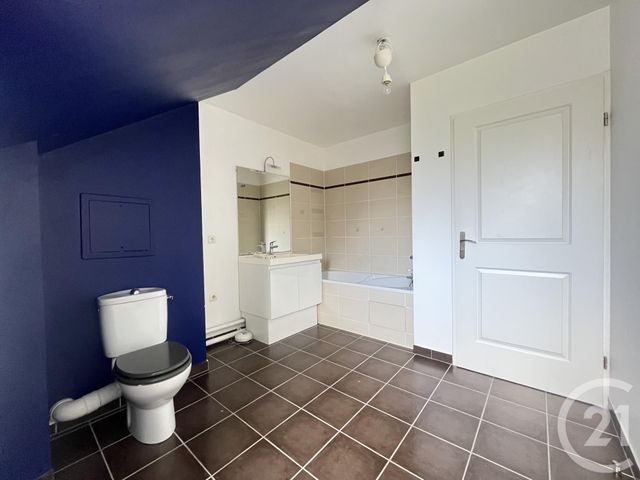 Appartement F4 à vendre - 4 pièces - 95.81 m2 - LES CLAYES SOUS BOIS - 78 - ILE-DE-FRANCE - Century 21 S.L.P. Immobilier