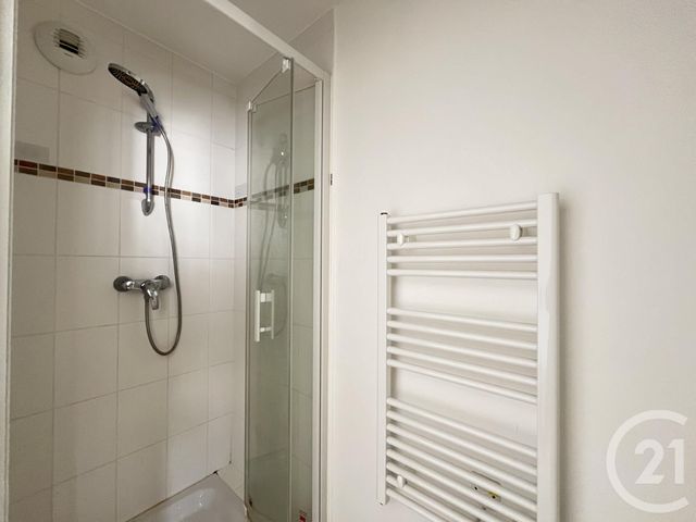 Appartement F4 à vendre - 4 pièces - 95.81 m2 - LES CLAYES SOUS BOIS - 78 - ILE-DE-FRANCE - Century 21 S.L.P. Immobilier