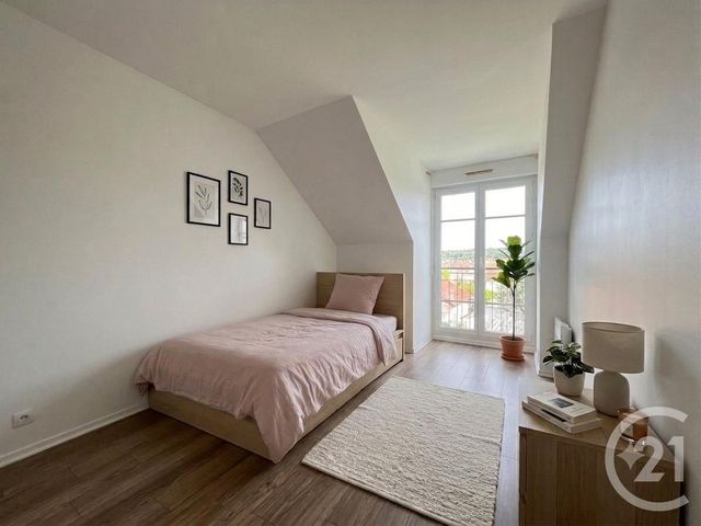 Appartement F4 à vendre - 4 pièces - 95.81 m2 - LES CLAYES SOUS BOIS - 78 - ILE-DE-FRANCE - Century 21 S.L.P. Immobilier