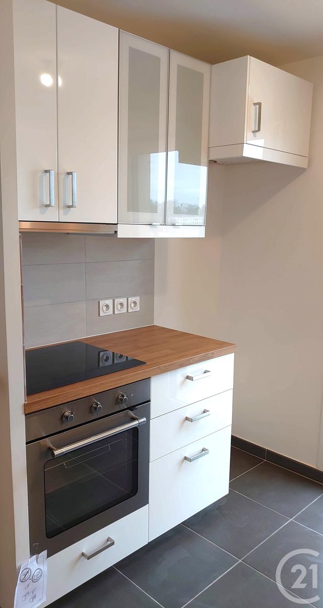Appartement F3 à louer - 3 pièces - 63.99 m2 - L ETANG LA VILLE - 78 - ILE-DE-FRANCE - Century 21 S.L.P. Immobilier