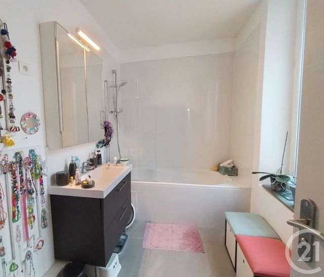 Appartement T3 à louer - 3 pièces - 51.51 m2 - MONTFORT L AMAURY - 78 - ILE-DE-FRANCE - Century 21 S.L.P. Immobilier