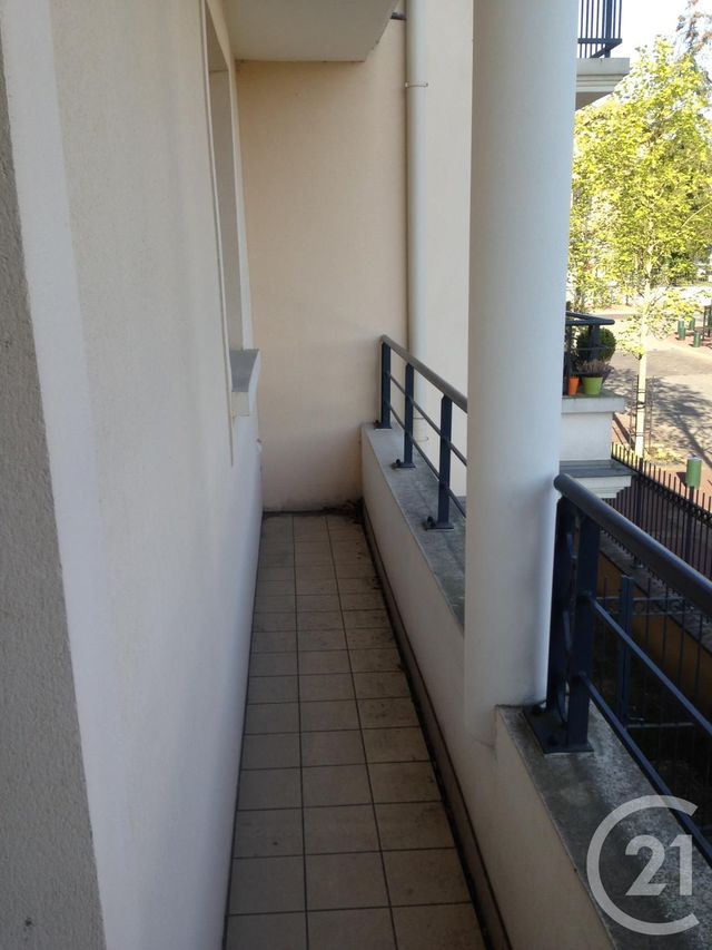 Appartement F1 à louer - 1 pièce - 24.0 m2 - LES CLAYES SOUS BOIS - 78 - ILE-DE-FRANCE - Century 21 S.L.P. Immobilier