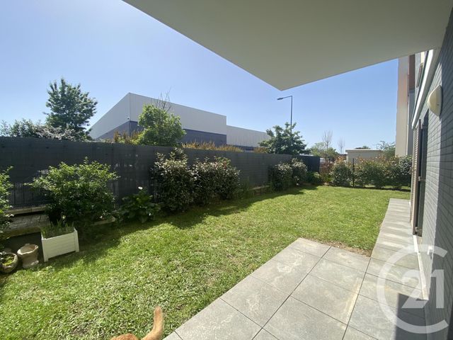 Appartement F3 à louer - 3 pièces - 58.39 m2 - MAUREPAS - 78 - ILE-DE-FRANCE - Century 21 S.L.P. Immobilier