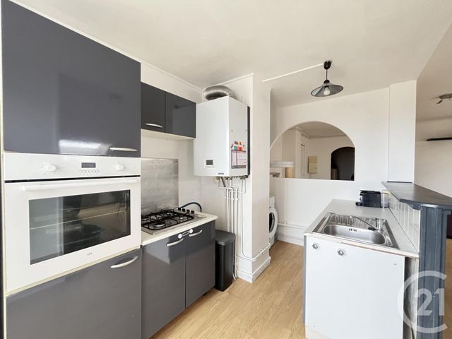 Appartement F2 à vendre - 2 pièces - 62.49 m2 - MAUREPAS - 78 - ILE-DE-FRANCE - Century 21 S.L.P. Immobilier