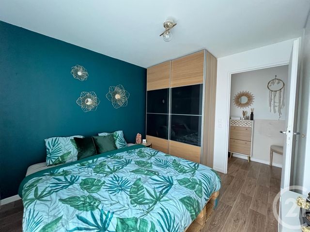 Appartement F2 à louer - 2 pièces - 43.7 m2 - PLAISIR - 78 - ILE-DE-FRANCE - Century 21 S.L.P. Immobilier