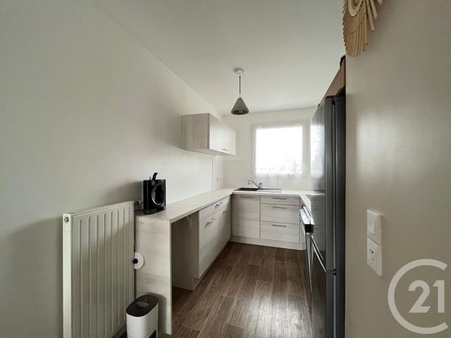 Appartement F2 à louer - 2 pièces - 43.7 m2 - PLAISIR - 78 - ILE-DE-FRANCE - Century 21 S.L.P. Immobilier