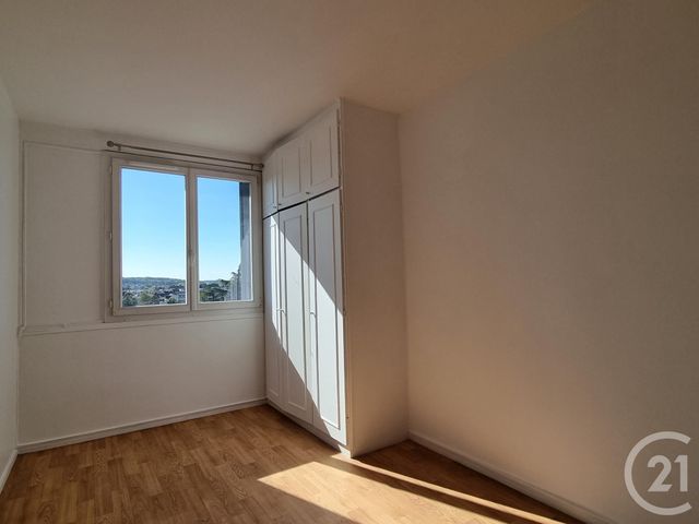 Appartement F3 à louer - 3 pièces - 67.18 m2 - LES CLAYES SOUS BOIS - 78 - ILE-DE-FRANCE - Century 21 S.L.P. Immobilier
