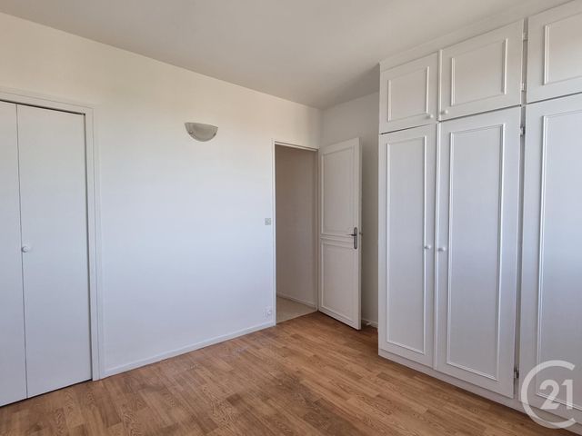 Appartement F3 à louer - 3 pièces - 67.18 m2 - LES CLAYES SOUS BOIS - 78 - ILE-DE-FRANCE - Century 21 S.L.P. Immobilier