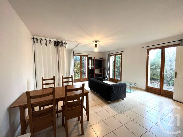 Appartement F1 à louer - 1 pièce - 35.56 m2 - MAUREPAS - 78 - ILE-DE-FRANCE - Century 21 S.L.P. Immobilier