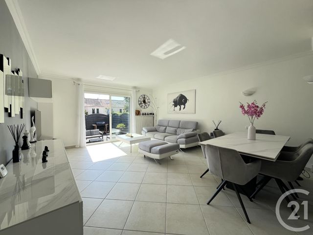 maison à vendre - 5 pièces - 105.5 m2 - MAUREPAS - 78 - ILE-DE-FRANCE - Century 21 S.L.P. Immobilier