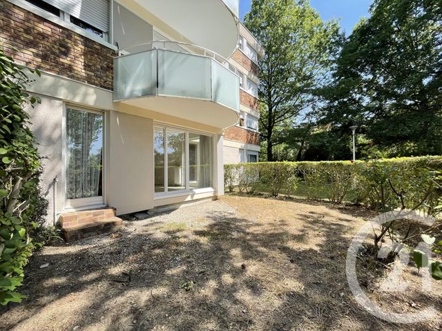 Appartement F2 à vendre - 2 pièces - 54.91 m2 - MAUREPAS - 78 - ILE-DE-FRANCE - Century 21 S.L.P. Immobilier
