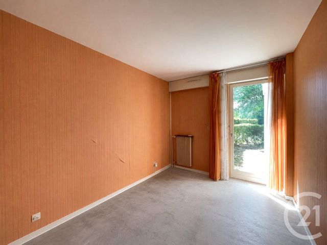 Appartement F2 à vendre - 2 pièces - 54.91 m2 - MAUREPAS - 78 - ILE-DE-FRANCE - Century 21 S.L.P. Immobilier