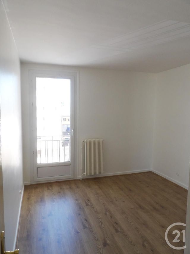 Appartement F2 à louer - 2 pièces - 48.51 m2 - MAUREPAS - 78 - ILE-DE-FRANCE - Century 21 S.L.P. Immobilier
