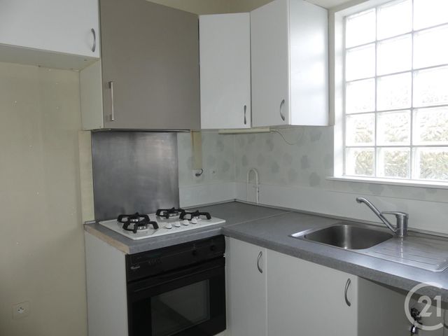 Appartement F2 à louer - 2 pièces - 36.07 m2 - ELANCOURT - 78 - ILE-DE-FRANCE - Century 21 S.L.P. Immobilier