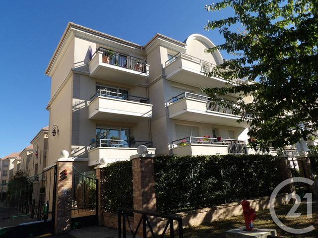 Appartement F2 à louer - 2 pièces - 36.07 m2 - ELANCOURT - 78 - ILE-DE-FRANCE - Century 21 S.L.P. Immobilier