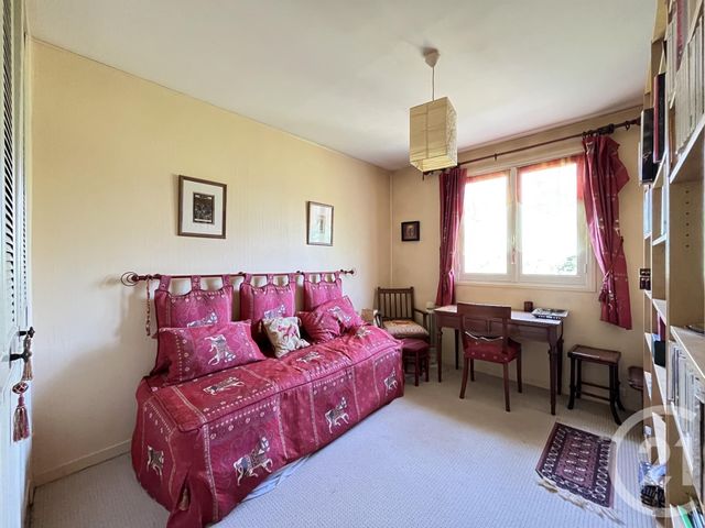 maison à vendre - 5 pièces - 117.0 m2 - LE MESNIL ST DENIS - 78 - ILE-DE-FRANCE - Century 21 S.L.P. Immobilier