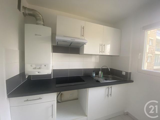 Appartement F1 à louer - 1 pièce - 27.45 m2 - MAUREPAS - 78 - ILE-DE-FRANCE - Century 21 S.L.P. Immobilier