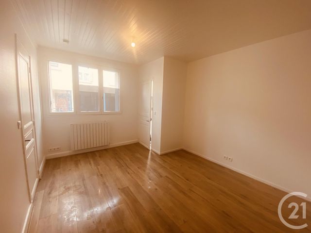 Appartement Studio à louer - 1 pièce - 19.87 m2 - NEAUPHLE LE CHATEAU - 78 - ILE-DE-FRANCE - Century 21 S.L.P. Immobilier