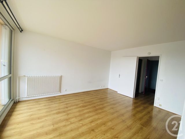 Appartement F1 à louer - 1 pièce - 35.8 m2 - ELANCOURT - 78 - ILE-DE-FRANCE - Century 21 S.L.P. Immobilier