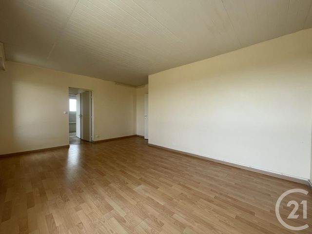 Appartement F2 à vendre - 2 pièces - 54.14 m2 - MAUREPAS - 78 - ILE-DE-FRANCE - Century 21 S.L.P. Immobilier