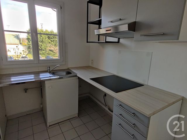 Appartement F3 à louer - 3 pièces - 60.68 m2 - PLAISIR - 78 - ILE-DE-FRANCE - Century 21 S.L.P. Immobilier