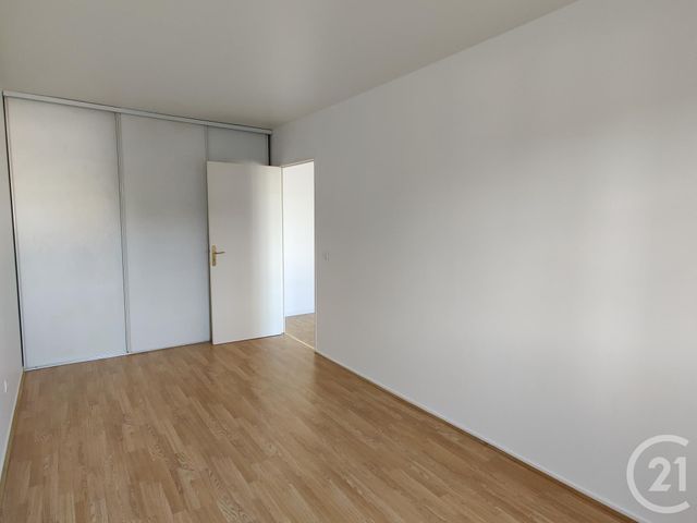 Appartement F3 à louer - 3 pièces - 60.68 m2 - PLAISIR - 78 - ILE-DE-FRANCE - Century 21 S.L.P. Immobilier