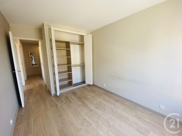Appartement F2 à louer - 2 pièces - 50.17 m2 - MAUREPAS - 78 - ILE-DE-FRANCE - Century 21 S.L.P. Immobilier