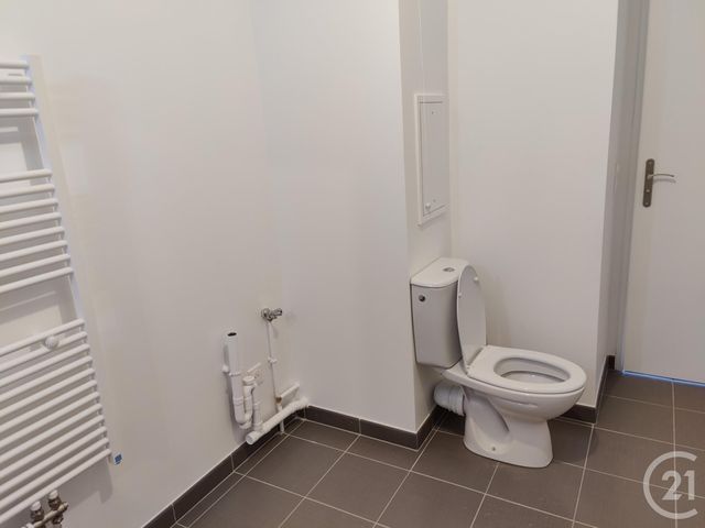 Appartement F2 à louer - 2 pièces - 41.34 m2 - JOUARS PONTCHARTRAIN - 78 - ILE-DE-FRANCE - Century 21 S.L.P. Immobilier