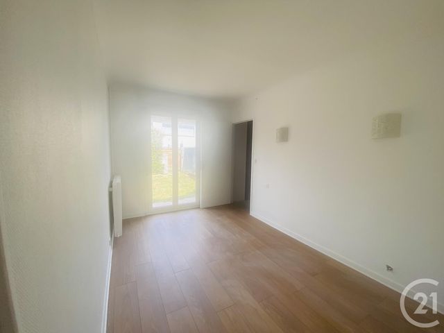 maison à louer - 5 pièces - 118.09 m2 - MAUREPAS - 78 - ILE-DE-FRANCE - Century 21 S.L.P. Immobilier