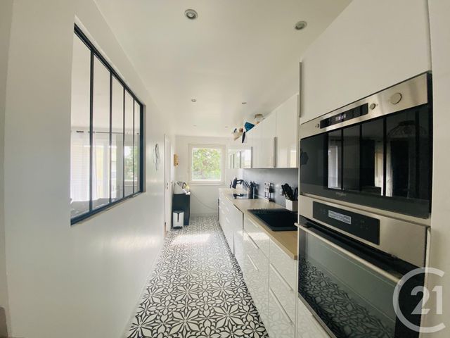 Appartement F3 à louer - 3 pièces - 80.0 m2 - ELANCOURT - 78 - ILE-DE-FRANCE - Century 21 S.L.P. Immobilier