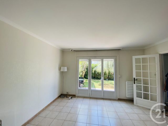 maison à louer - 5 pièces - 96.06 m2 - MAUREPAS - 78 - ILE-DE-FRANCE - Century 21 S.L.P. Immobilier