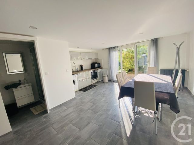 Appartement F1 à louer - 1 pièce - 31.85 m2 - ELANCOURT - 78 - ILE-DE-FRANCE - Century 21 S.L.P. Immobilier