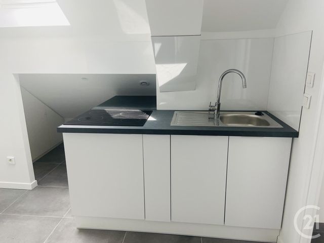 Appartement F1 à louer COIGNIERES