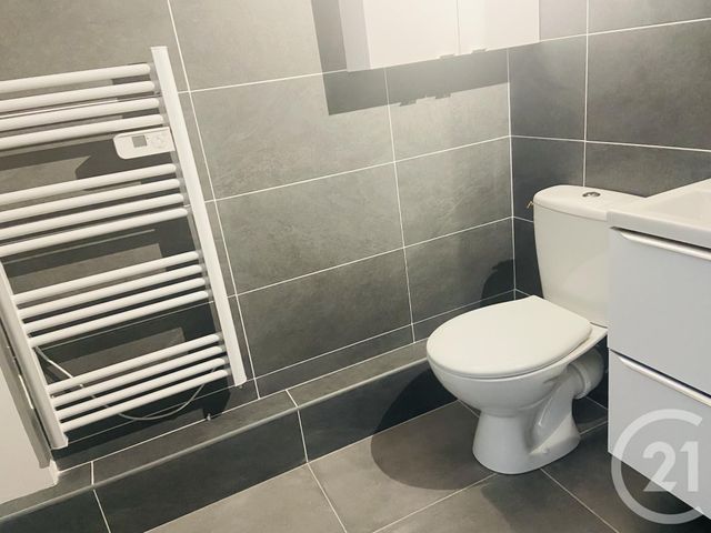 Appartement F1 à louer - 1 pièce - 21.03 m2 - COIGNIERES - 78 - ILE-DE-FRANCE - Century 21 S.L.P. Immobilier