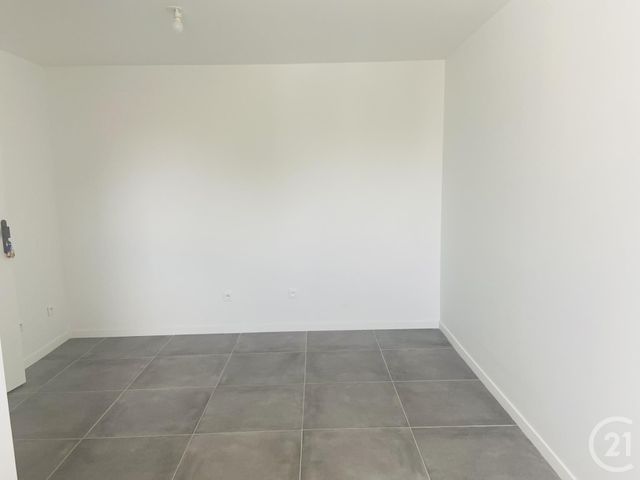 Appartement F1 à louer - 1 pièce - 18.26 m2 - COIGNIERES - 78 - ILE-DE-FRANCE - Century 21 S.L.P. Immobilier