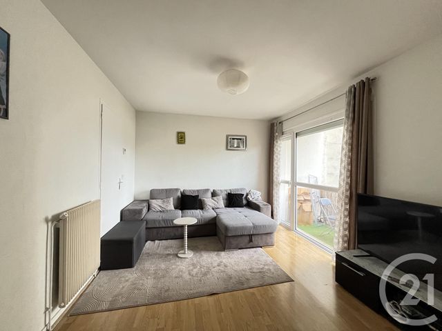 Appartement F4 à vendre - 4 pièces - 83.0 m2 - MAUREPAS - 78 - ILE-DE-FRANCE - Century 21 S.L.P. Immobilier