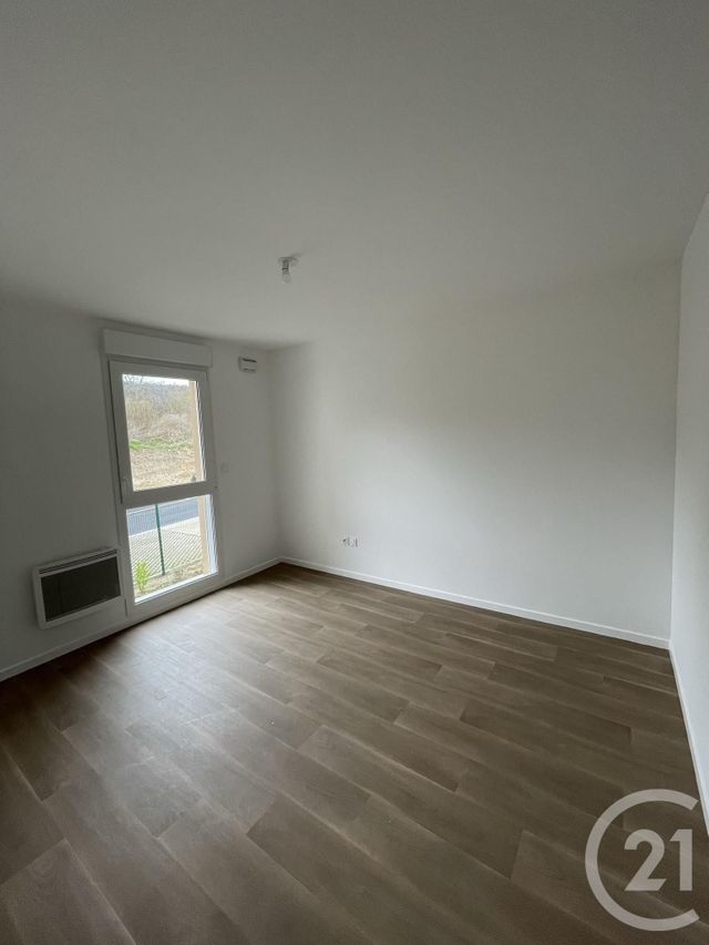 Appartement F4 à louer - 4 pièces - 73.51 m2 - BEYNES - 78 - ILE-DE-FRANCE - Century 21 S.L.P. Immobilier