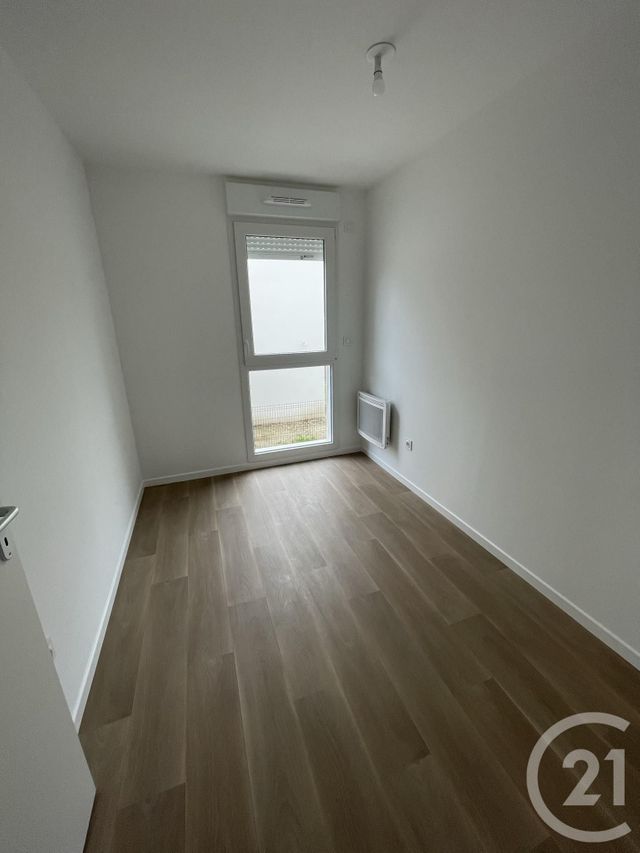 Appartement F4 à louer - 4 pièces - 73.51 m2 - BEYNES - 78 - ILE-DE-FRANCE - Century 21 S.L.P. Immobilier