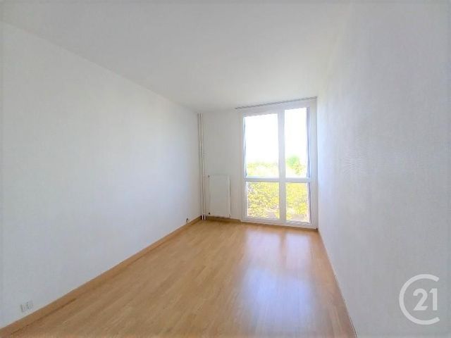 Appartement F2 à louer - 2 pièces - 51.0 m2 - MAUREPAS - 78 - ILE-DE-FRANCE - Century 21 S.L.P. Immobilier