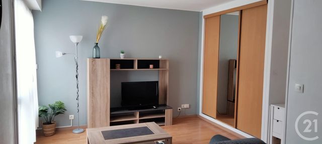 Appartement Studio à louer MAUREPAS