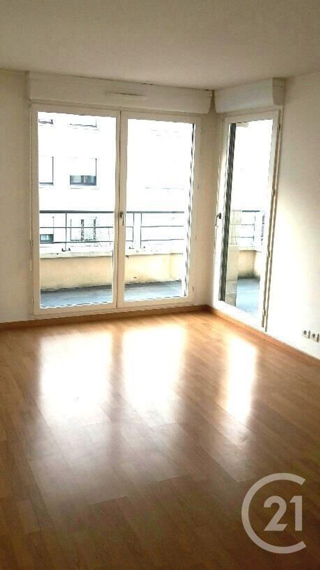 Appartement F3 à louer - 3 pièces - 54.75 m2 - ELANCOURT - 78 - ILE-DE-FRANCE - Century 21 S.L.P. Immobilier