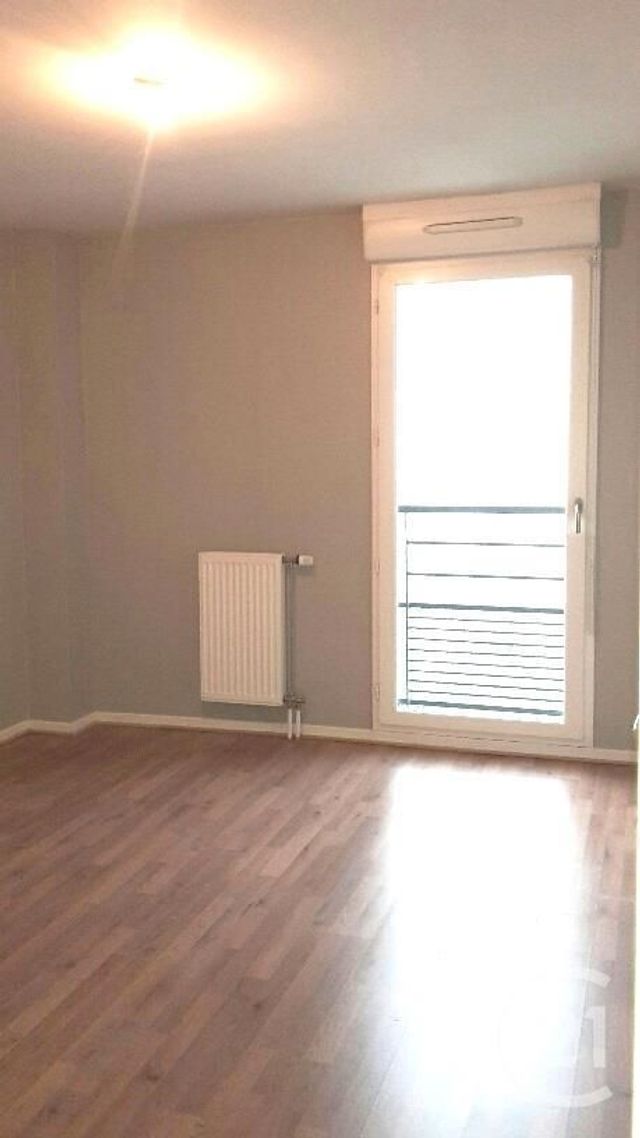 Appartement F3 à louer - 3 pièces - 54.75 m2 - ELANCOURT - 78 - ILE-DE-FRANCE - Century 21 S.L.P. Immobilier