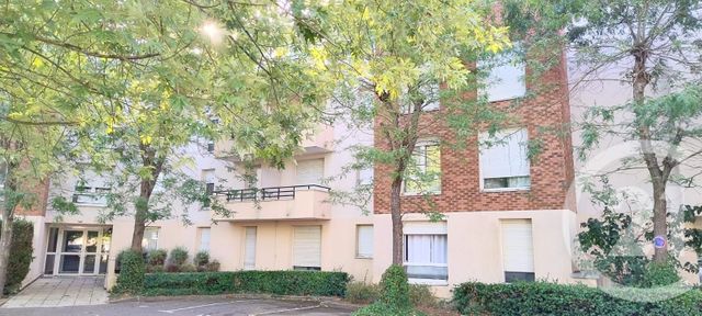 Appartement F1 à louer - 1 pièce - 27.17 m2 - ELANCOURT - 78 - ILE-DE-FRANCE - Century 21 S.L.P. Immobilier