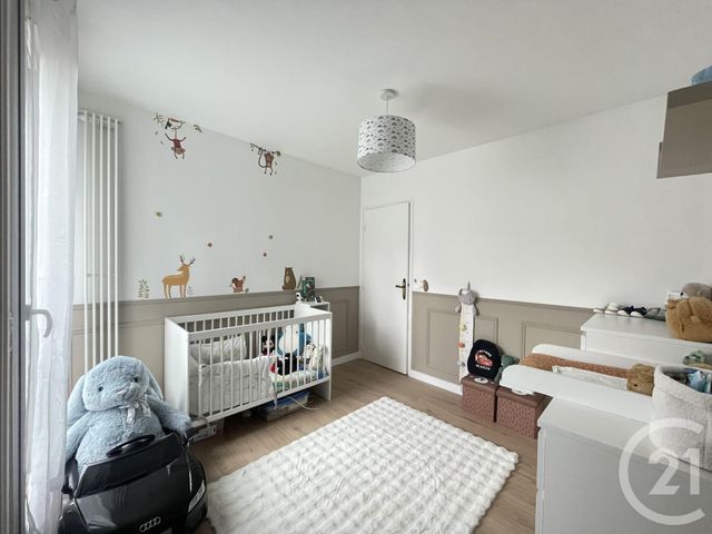 Appartement F4 à vendre - 4 pièces - 83.28 m2 - ELANCOURT - 78 - ILE-DE-FRANCE - Century 21 S.L.P. Immobilier