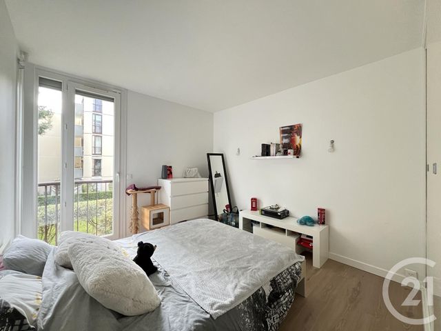 Appartement F4 à vendre - 4 pièces - 83.28 m2 - ELANCOURT - 78 - ILE-DE-FRANCE - Century 21 S.L.P. Immobilier