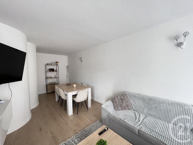 Appartement F4 à vendre - 4 pièces - 83.28 m2 - ELANCOURT - 78 - ILE-DE-FRANCE - Century 21 S.L.P. Immobilier